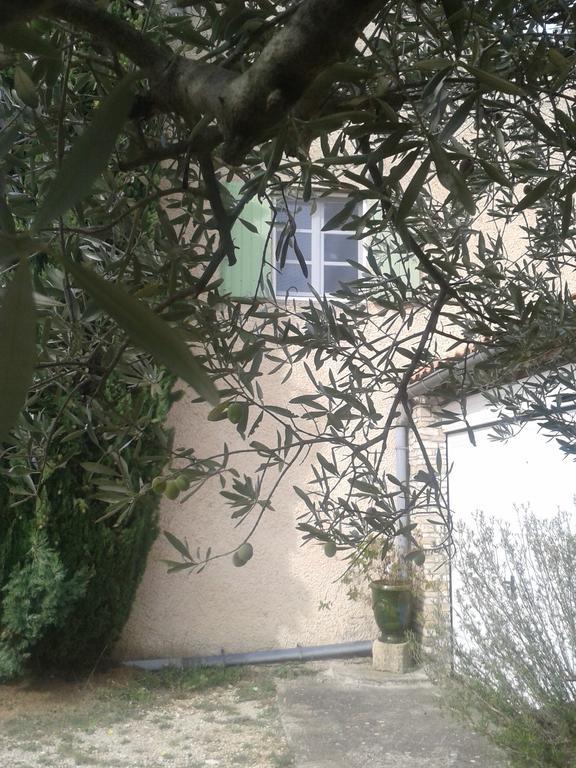 La Petite Maison De Marie Louise Lauris Habitación foto