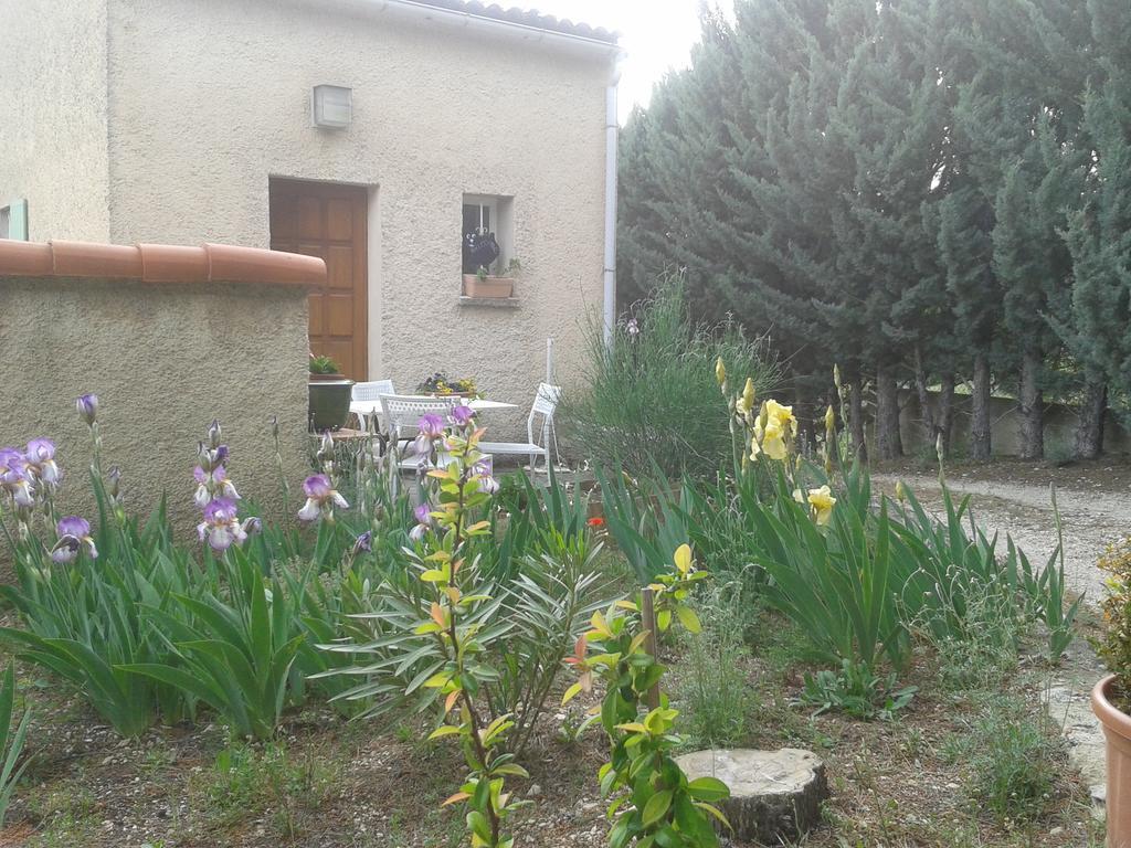 La Petite Maison De Marie Louise Lauris Exterior foto